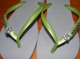 Havaiana Slim Logo Metallic com piercing